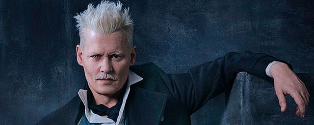 Johnny Depp ließ sich wohl tatsächlich beim Dreh heimlich seinen Text vorsagen