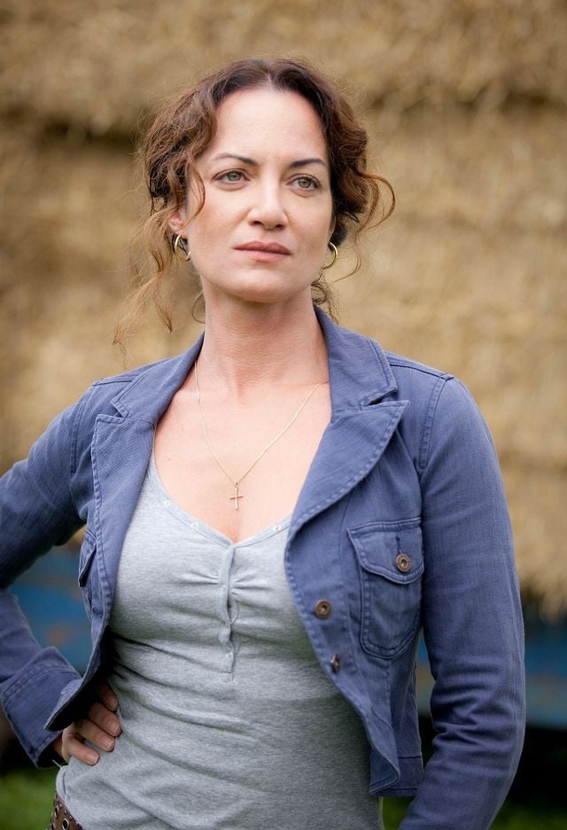 Die Kirche Bleibt Im Dorf Film