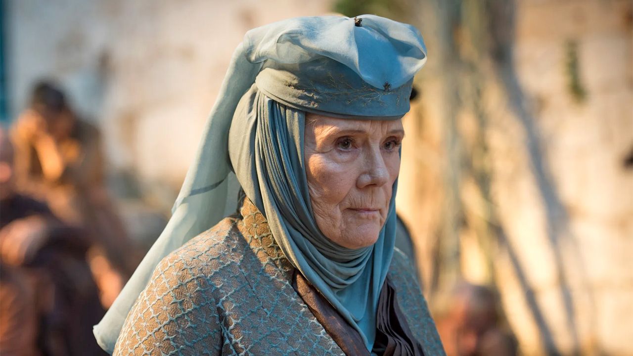 Nach Dem Tod Von Diana Rigg So Nimmt Hollywood Abschied Vom Game Of Thrones Und Bond Star Kino News Filmstarts De