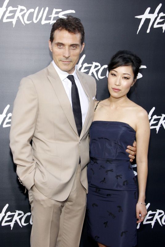 Bild Zu Rufus Sewell Hercules Vignette Magazine Rufus Sewell Filmstarts De His father, bill, was an australian animator, who died when rufus was 10. bild zu rufus sewell hercules vignette magazine rufus sewell filmstarts de