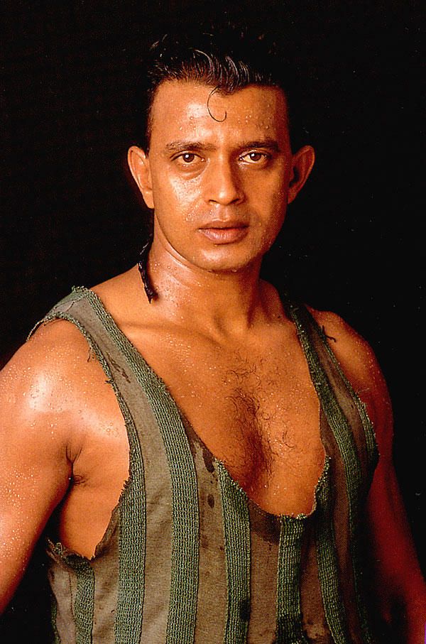 Bild Zu Mithun Chakraborty Kinoposter Mithun Chakraborty Filmstarts De Romeo o romeo mithun chakraborty mandakini dance dance bollywood hit songs hd alisha chinoy. filmstarts