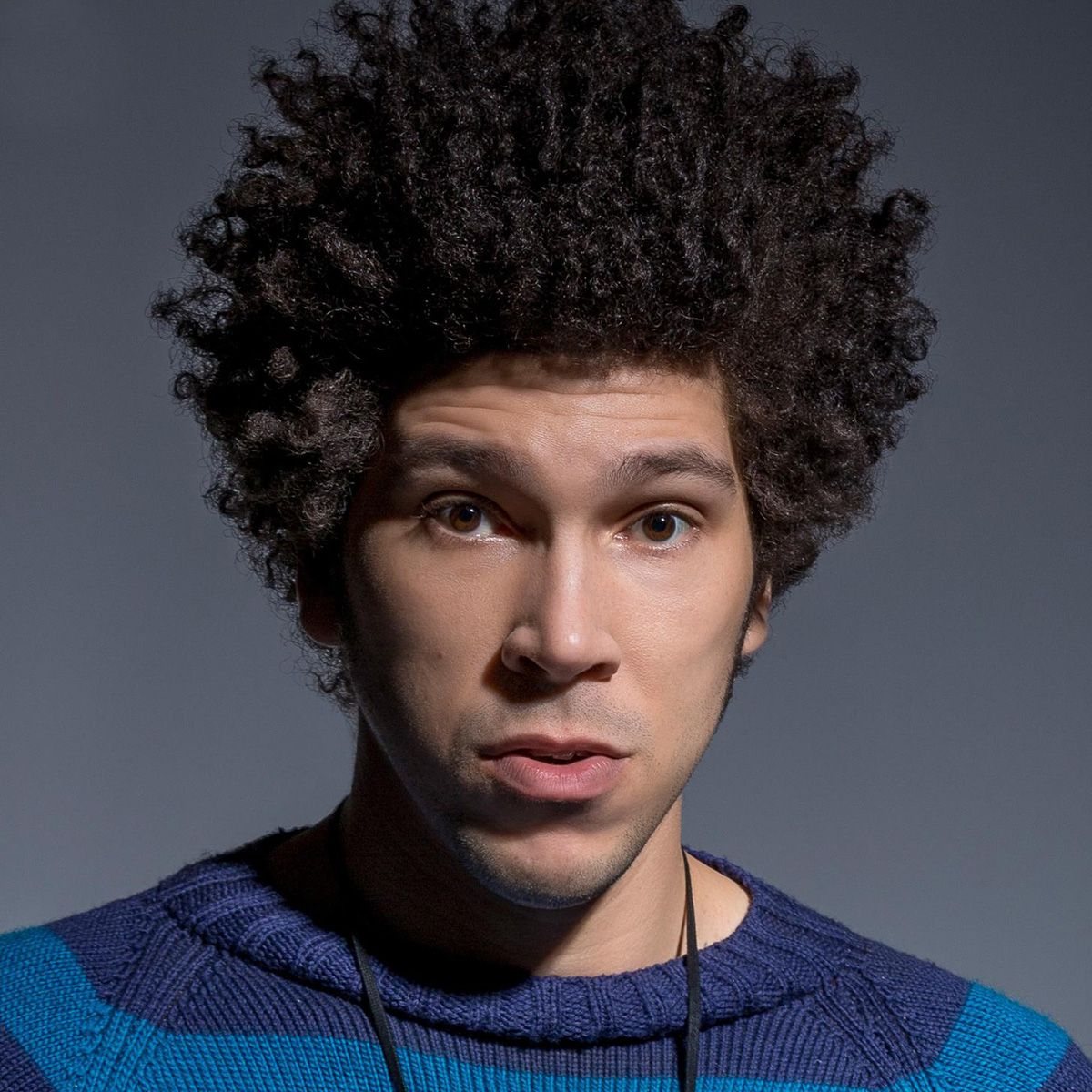 Bild Zu Joel Fry Bild Joel Fry Filmstarts De Joel fry was born in london in 1984 and studied acting at the royal academy of dramatic art. filmstarts