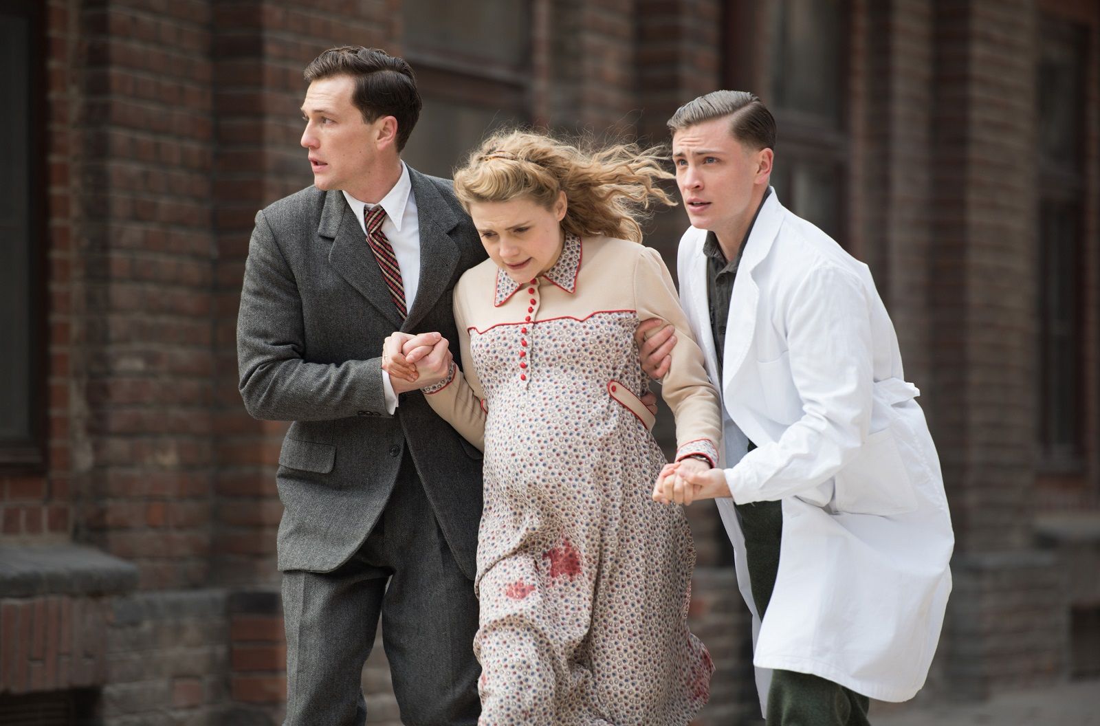 Charité: Bild - 3 von 3 - FILMSTARTS.de