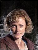 Claire Skinner