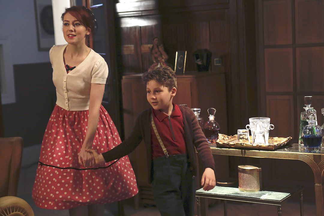 Agatha Christie Kleine Morde Bild Blandine Bellavoir 24 Von 46 Filmstarts De Elle étudie au lycée galilée et mène une paisible adolescence elle y incarne angèle. agatha christie kleine morde bild blandine bellavoir 24 von 46 filmstarts de