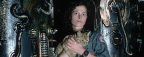 Neill Blomkampp und Sigourney Weaver verraten: Ihr neuer "Alien"-Film soll den dritten und den vierten Teil ignorieren Neill Blomkampp und Sigourney Weaver verraten: Ihr neuer "Alien"-Film soll den dritten und den vierten Teil ignorieren