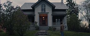 Finger weg von der Patina: Trailer zum Horror "The Witch In The Window" Finger weg von der Patina: Trailer zum Horror "The Witch In The Window"