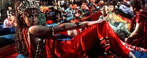 Nach fast 40 Jahren erstmals ungeschnitten erhältlich: Trailer zum Historien-Porno "Caligula" Nach fast 40 Jahren erstmals ungeschnitten erhältlich: Trailer zum Historien-Porno "Caligula"