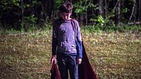 "Superman" als Horrorfilm: Deutscher Trailer zu "Brightburn" von James Gunn "Superman" als Horrorfilm: Deutscher Trailer zu "Brightburn" von James Gunn