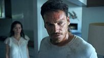 Im deutschen Trailer zum Psycho-Thriller "Held" wird der Liebesurlaub zum Albtraum Im deutschen Trailer zum Psycho-Thriller "Held" wird der Liebesurlaub zum Albtraum