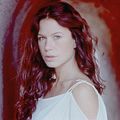 Bilder Rhona Mitra