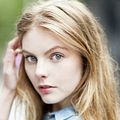 Bilder Nell Hudson