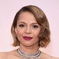 Bilder Carmen Ejogo