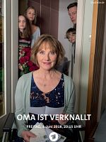 Poster der Oma ist verknallt
