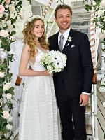 Poster der Kreuzfahrt ins Glück: Hochzeitsreise in die Normandie