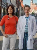 Poster der Mit Herz und Holly: Diagnose Neustart