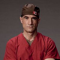 Bilder Elias Koteas