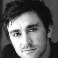 Bilder Josh McConville