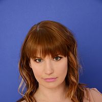 Bilder Flannery Hooks