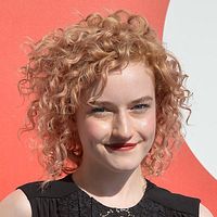 Bilder Julia Garner