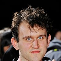 Bilder Harry Melling