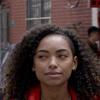 Bilder Logan Browning