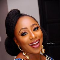 Bilder Dakore Akande