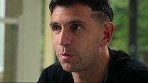 Bild von Dibu Martínez: Der Junge, der die Zeit anhält Trailer OV