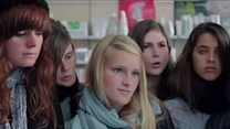 Bild von 17 Mädchen Trailer DF