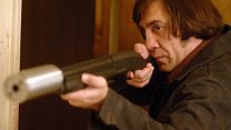 Bild von No Country For Old Men - Filmszene: Münzwurf