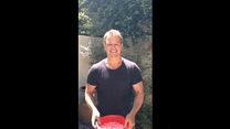 Bild von Matt Damon Ice Bucket Challenge