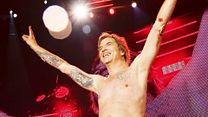 Bild von Weil du nur einmal lebst - Die Toten Hosen auf Tour Trailer DF