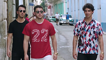Bild von Jonas Brothers: Chasing Happiness Trailer OV