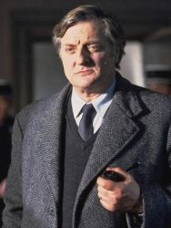 Poster der Serie Maigret Staffel 14