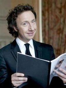 Poster der Serie Sois riche et tais-toi Staffel 1