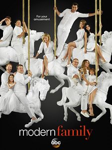 Poster der Serie Modern Family Staffel 7