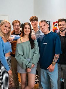 Poster der Serie Sex Zimmer, Küche, Bad Staffel 1