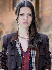 Poster der Serie Mandat für Mai Staffel 1