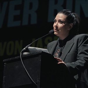 Bilder Freiheit im Herzen – Lasst es uns eilig haben, menschlich zu sein