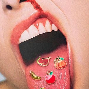 Bilder Forbidden Fruits