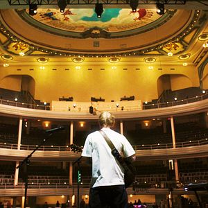 Bilder One Shot With Ed Sheeran: A Music Experience