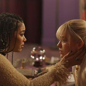 Bilder Alexandra Shipp