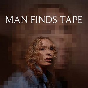 Bilder Man Finds Tape