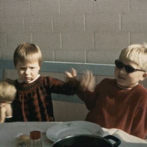 Bilder Hinter guten Türen