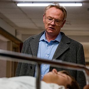 Bilder Brave The Dark