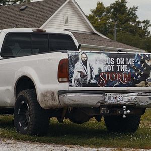 Bilder Twister: Im Sturm gefangen