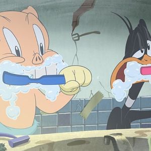 Bilder Ein klebriges Abenteuer: Daffy Duck und Schweinchen Dick retten den Planeten