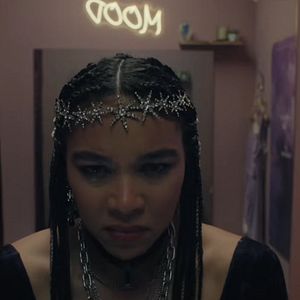 Bilder Alexandra Shipp
