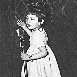 Bilder Googoosh - Made Of Fire