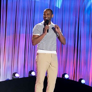 Bilder Outstanding: A Comedy Revolution